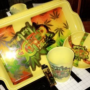 Weed Tray Sed For 40$ & Extra8$ If I Have To Ship!